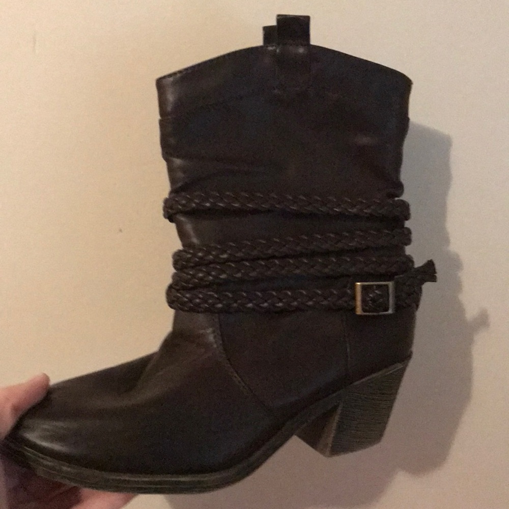 Brown boots